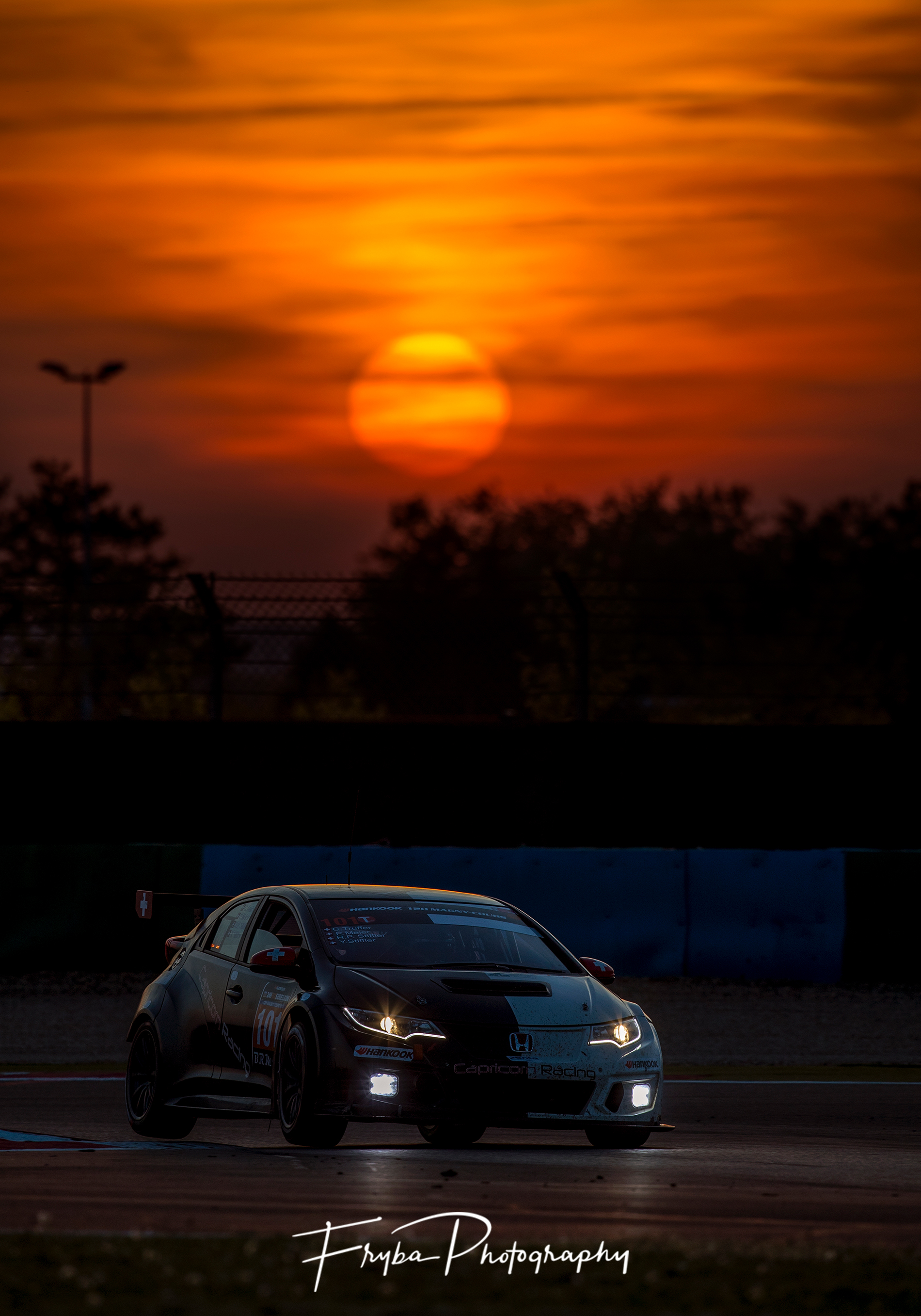 12h Magny Cours 2017 Honda sunset